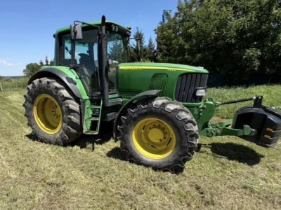 John Deere 6920