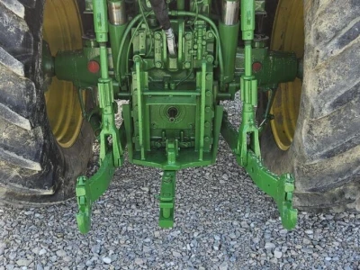 John Deere 6920