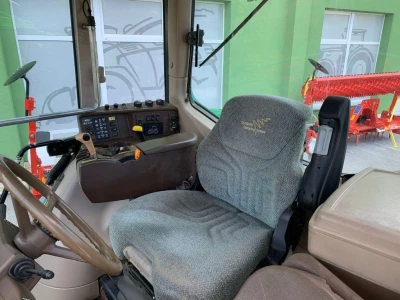 John Deere 6920S