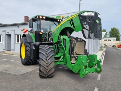 John Deere 8400R