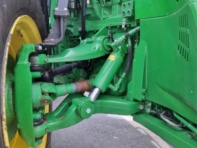 John Deere 8400R