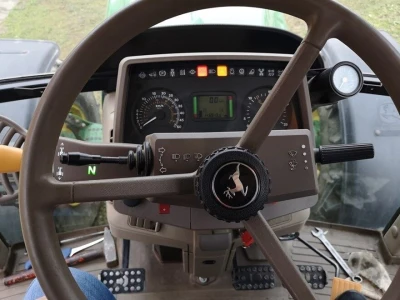 John Deere JD 6330 - odlično stanje - prvi vlasnik 6900 sati - 2008.g. - PowerQuad 24/24 - Klima - kompresor - redovno održavan u NCI