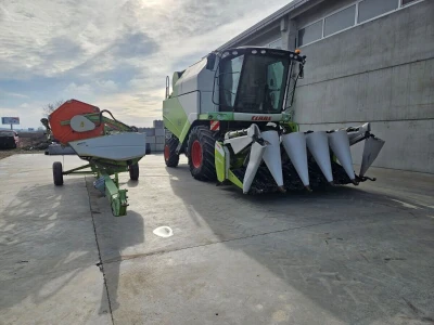 Kombajn Claas Tucano 320