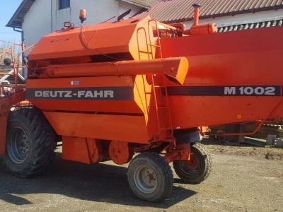 KOMBAJN DEUTZ FAHR M-1002