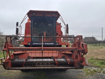 KOMBAJN DEUTZ – FAHR M2480