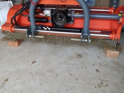 Malčer Mateng Menasor 180 s bočnim diskom