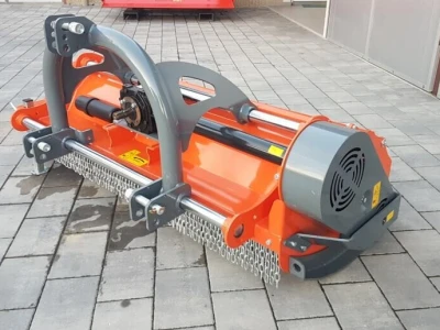 Malčer Mateng Menasor 220 s hidrauličnim pomakom