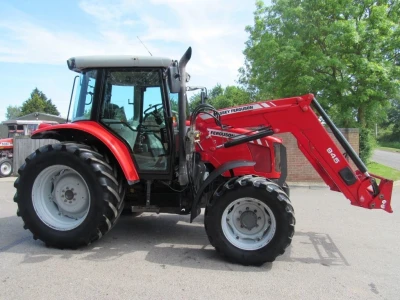 MASSEY FERGUSON 5455 TRAKTOR
