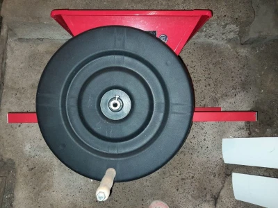 Muljača za grožđe marke "Grifo"