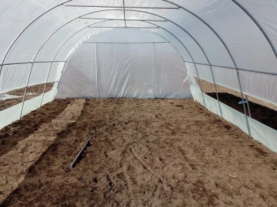 Plastenik 10x5x2,5m