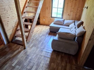 PRODAJA UREĐENOG NASADA RIMSKOG LJEŠNJAKA S OBJEKTOM