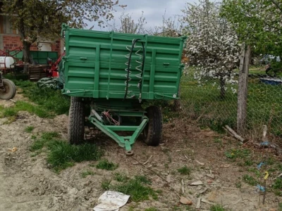 Prodajem Prikolicu Tehnostroj 6 tona
