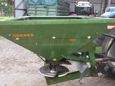 Rasipač Amazone ZA-M Compact 800