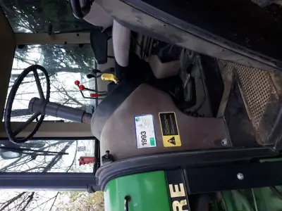 Traktor John Deere 2250, 1990 godina