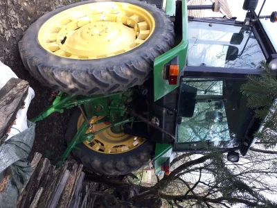 Traktor John Deere 2250, 1990 godina
