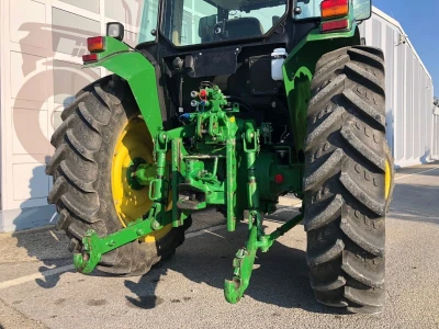 Traktor JOHN DEERE 5415