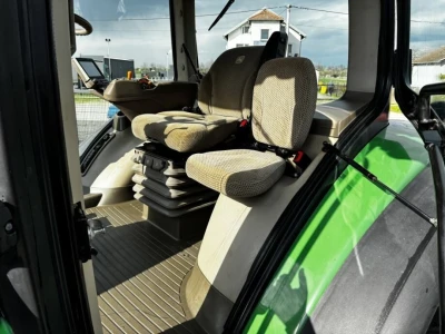 Traktor John Deere 8270R