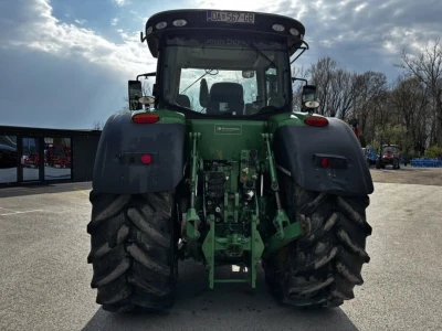 Traktor John Deere 8270R