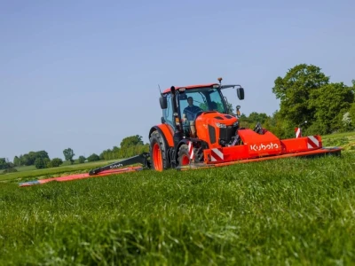 Traktor KUBOTA M6-131 U