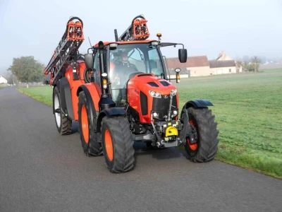 Traktor KUBOTA M6-141 US