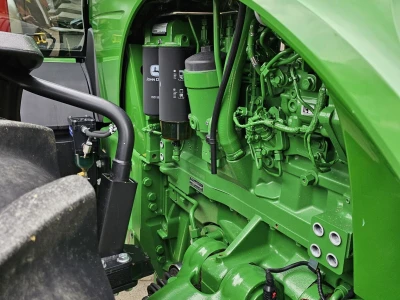 John Deere 8270R