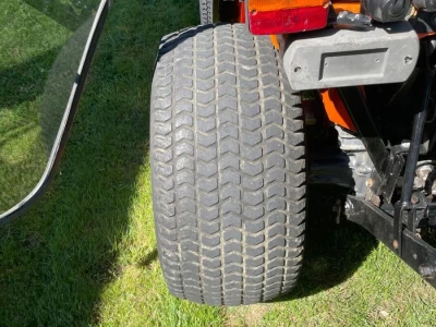 KUBOTA B2100 HST
