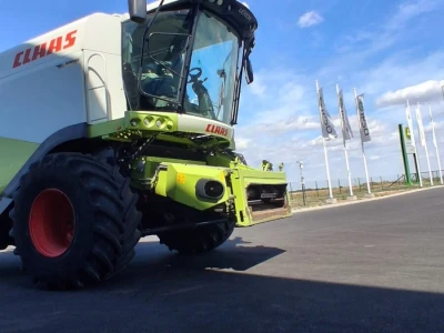 Claas Lexion 670