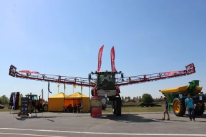 Farm Show Osijek 2017 - Traktori