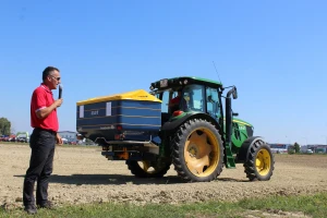 Rasipač Bogballe L2W 2050 Litara