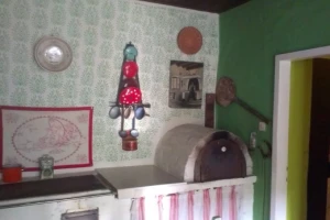 Sobe s pogledom na - kokošinjac!