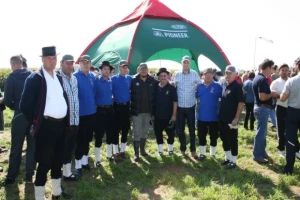 Pioneer Centralni dan polja kukuruza 2014.!