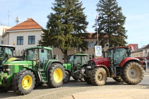 Prosvjed poljoprivrednika u Đakovu