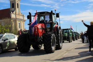 Prosvjed upozorenja poljoprivrednika Retkovci-Vinkovci