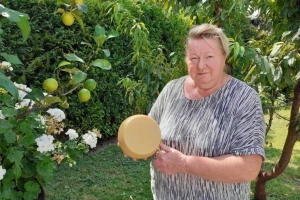 Sirana  Šestak na udaru krize