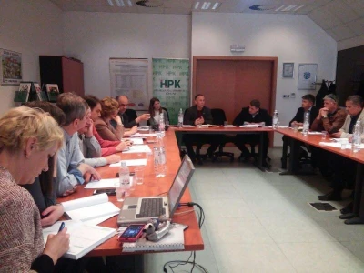 Sudionici zajedničkog radnog sastanka HPK i predstavnika udruga održan u utorak (2. svibnja 2016.)