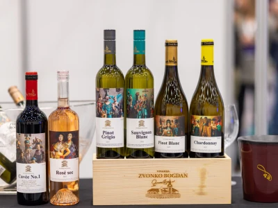 10. WineOs