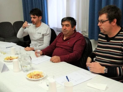14. Edukacijsko ocjenjivanje kvalitete voćnih rakija i likera u HGK ŽK Osijek