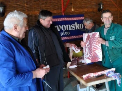 Slavonskim kolinjem ususret proslavi Vincelova u Vetovu