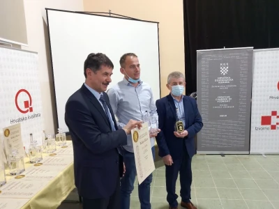 17. ocjenjivanje kvalitete rakija i likera u Semeljcima