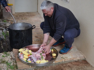Tuka i krumpiri