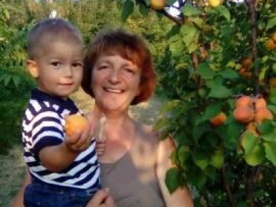 Gospođa Adrijana Štefanić sa unukom Stefanom