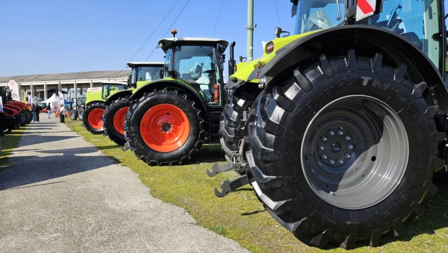 Veliki traktor
