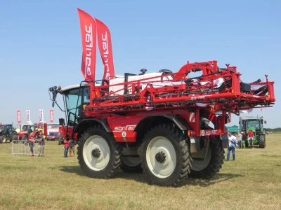Samohodna prskalica: Agrifac Condor
