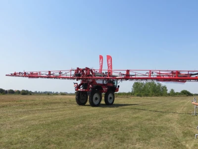 Samohodna prskalica: Agrifac Condor