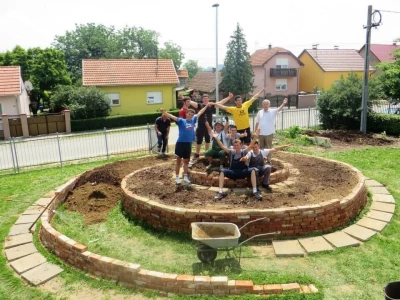 Aromatični spiralni vrrtovi