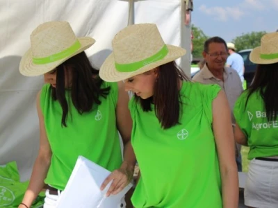 Bayer hostese