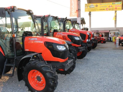 Kubota traktori