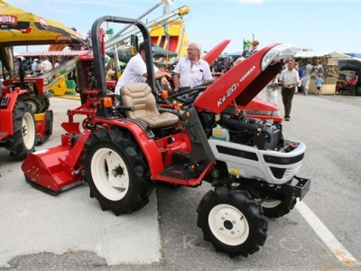Novi Yanmar KE20 - Prodet