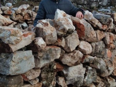 Bože Vukas (12) izumio igru Neradnik