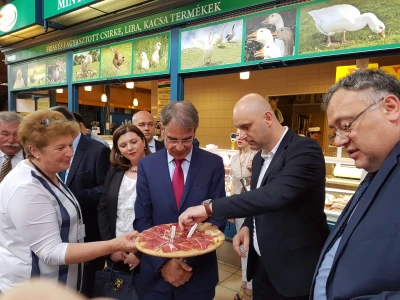 Hrvatska tržnica u Budimpešti